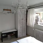 Le Petit Atelier Du 44b Bed and breakfast 3*