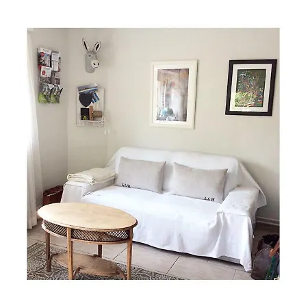 Bed & Breakfast Le Petit Atelier Du 44b 3*