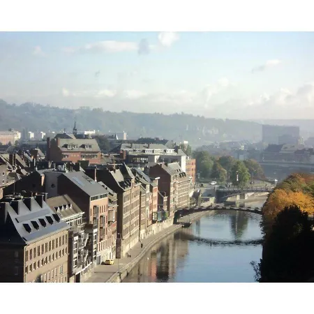 Bed & Breakfast Le Petit Atelier Du 44b 3*